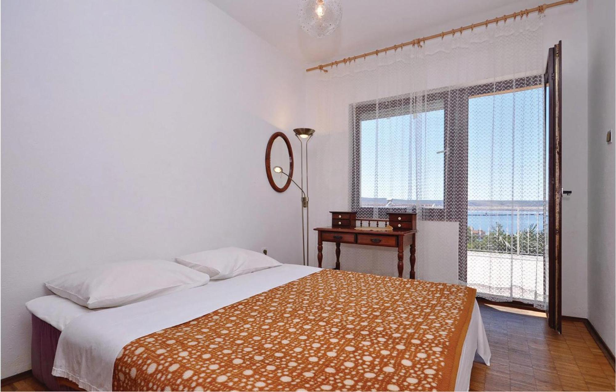 2 Bedroom Lovely Apartment In Starigrad Paklenica Exterior photo